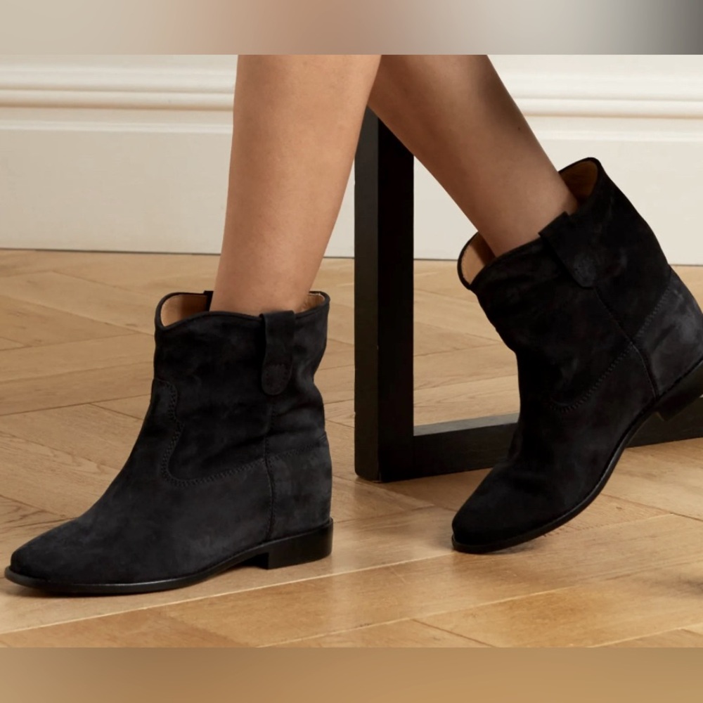 Isabel Marant Crisi buffed suede ankle boots